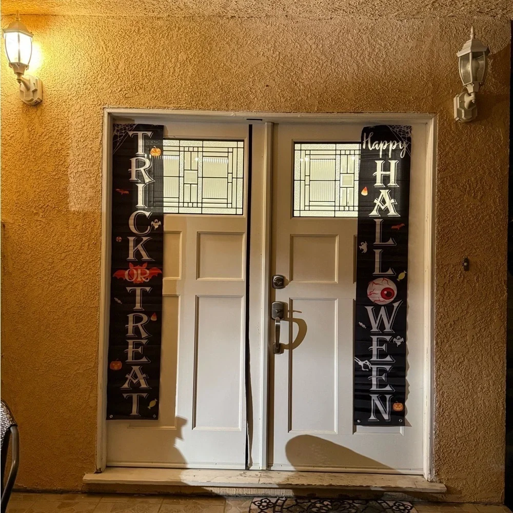 2PCS Trick or Treat Halloween Door Banners Porch Hanging Decoration Spooky